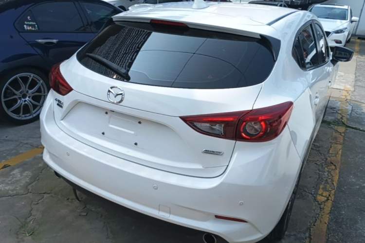 Used Mazda 3 Axela 2017 Hatchback 2.0L Automatic Sport Model China V Emission Standard Rear Right 45 Deg