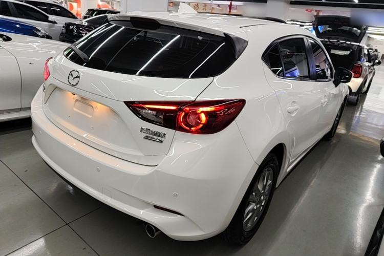 Used Mazda 3 Axela 2017 Hatchback 1.5L Automatic Luxury Model Emission Standard China V Rear Right 45 Deg