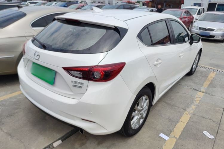 Used Mazda 3 Axela 2017 Hatchback 1.5L Automatic Luxury Model Emission Standard China V Rear Right 45 Deg