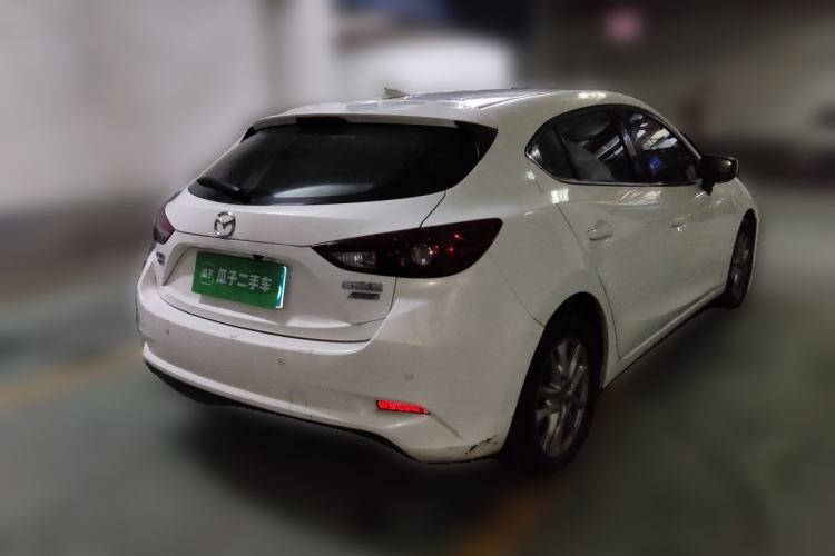 Used Mazda 3 Axela 2017 Hatchback 1.5L Automatic Comfort Model China VI Standard Rear Right 45 Deg