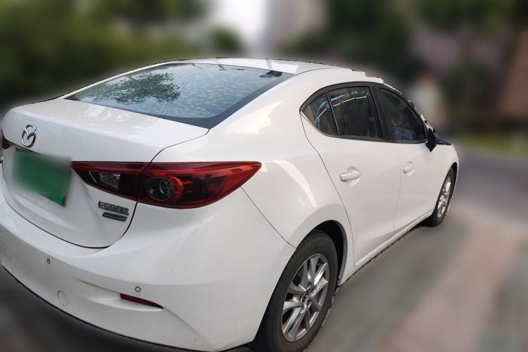 Used Mazda 3 Axela 2017 Sedan 1.5L Automatic Luxury Model Emission Standard China V Rear Right 45 Deg
