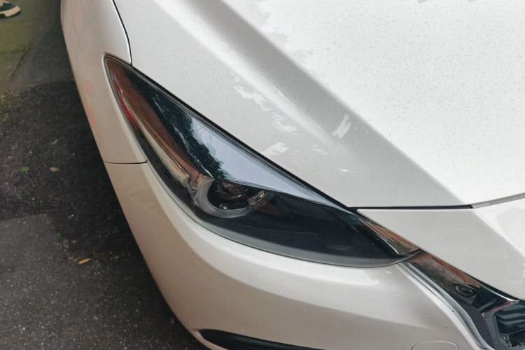 Used Mazda 3 Axela 2017 Sedan 1.5L Automatic Luxury Model China VI Standard Right Front Headlight