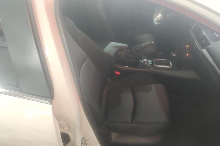 Used Mazda 3 Axela 2017 Sedan 1.5L Automatic Comfort Model Emission Standard China V Right Front Seat