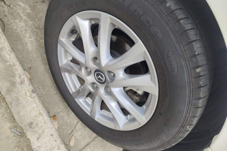 Used Mazda 3 Axela 2017 Sedan 1.5L Automatic Comfort Model Emission Standard China V Right Front Wheel Hub