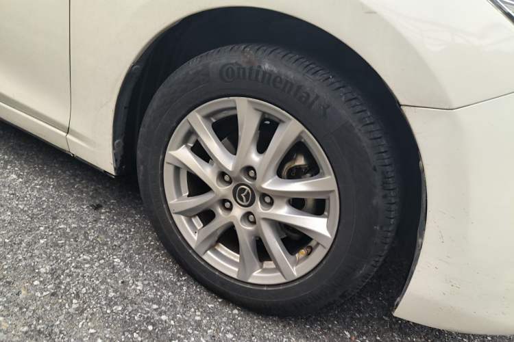 Used Mazda 3 Axela 2017 Sedan 1.5L Automatic Comfort Model Emission Standard China V Right Front Wheel Hub