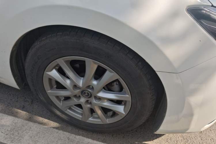 Used Mazda 3 Axela 2017 Sedan 1.5L Automatic Comfort Model China VI Standard Right Front Wheel Hub