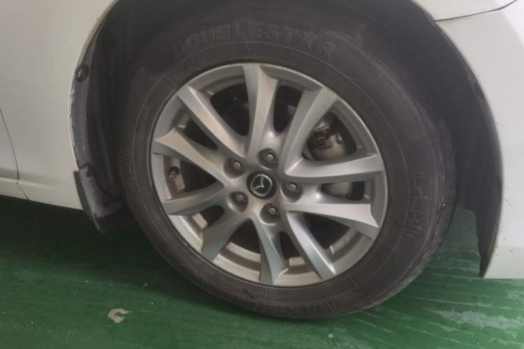 Used Mazda 3 Axela 2017 Sedan 1.5L Automatic Comfort Model Emission Standard China V Right Front Wheel Hub