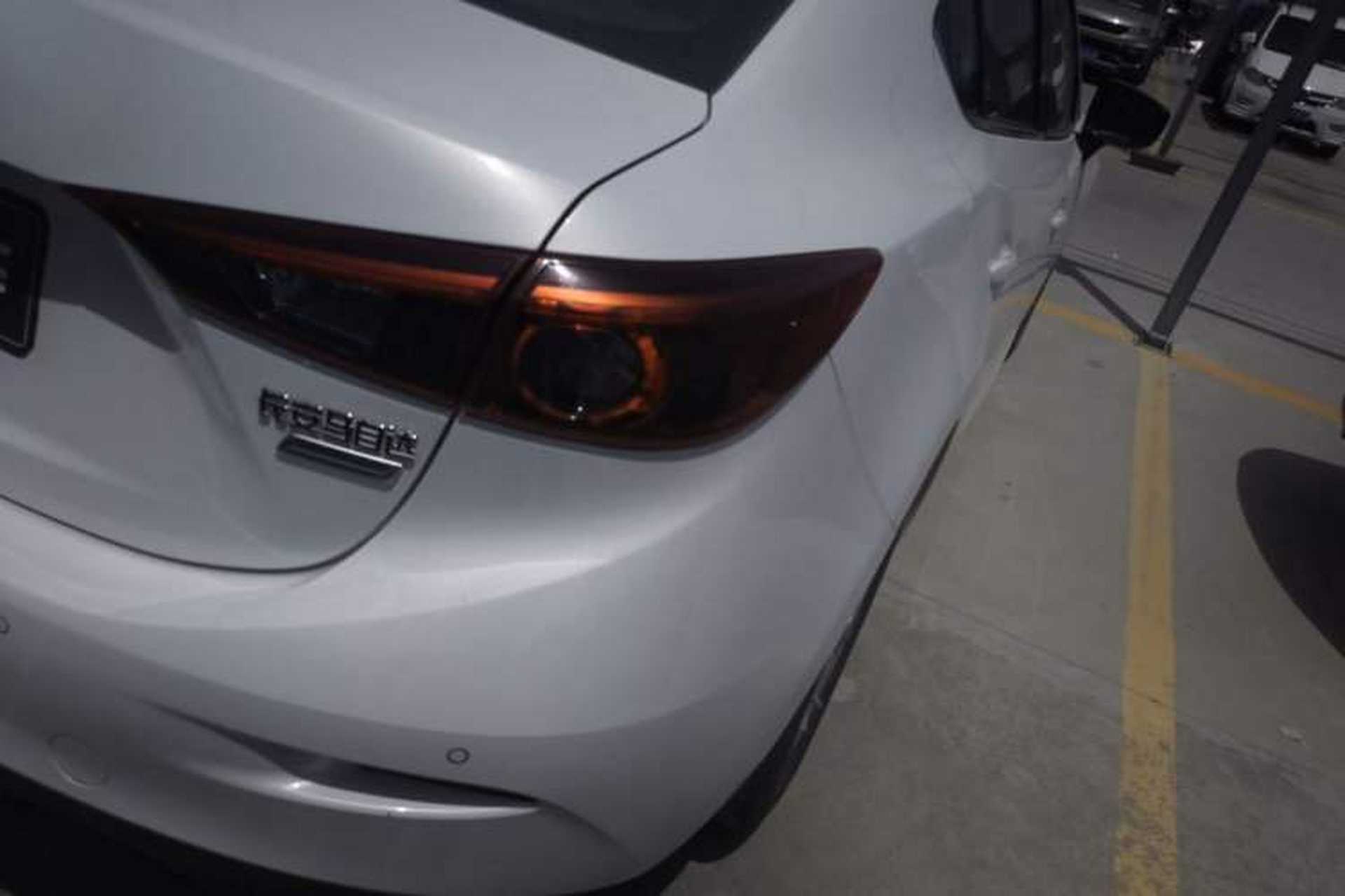 Used Mazda 3 Axela 2017 Sedan 1.5L Automatic Luxury Model Emission Standard China V Right Rear Taillight
