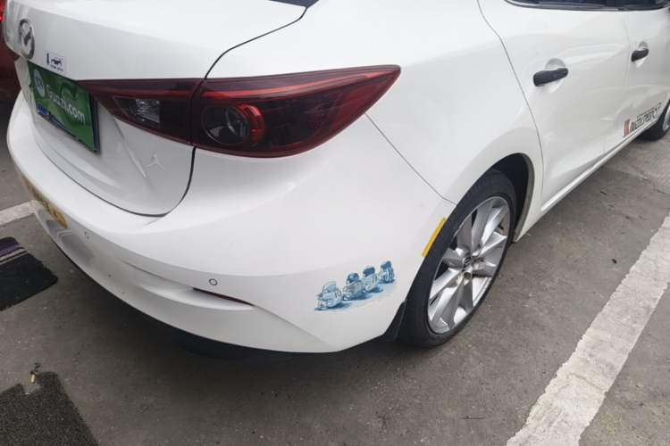 Used Mazda 3 Axela 2017 Sedan 2.0L Automatic Prestige Model China VI Standard Right Rear Taillight