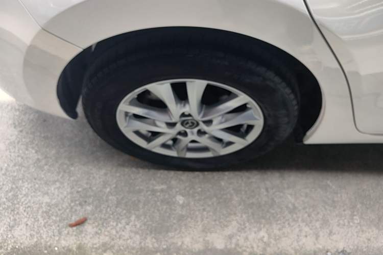 Used Mazda 3 Axela 2017 Hatchback 1.5L Automatic Comfort Model Emission Standard China V Right Rear Wheel Hub