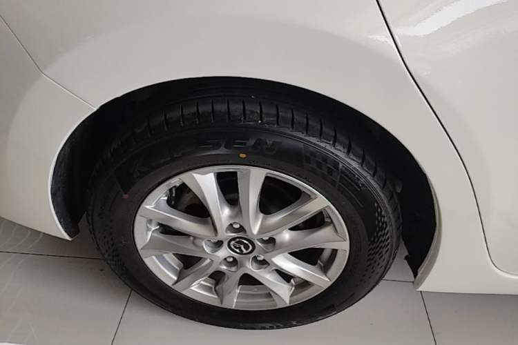 Used Mazda 3 Axela 2017 Sedan 1.5L Automatic Luxury Model Emission Standard China V Right Rear Wheel Hub
