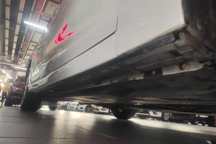 Used Mazda 3 Axela 2017 Sedan 1.5L Automatic Comfort Model Emission Standard China V Right Side Sill