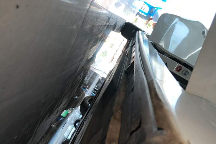 Used Mazda 3 Axela 2017 Hatchback 2.0L Automatic Luxury Model Emission Standard China V Right Side Sill