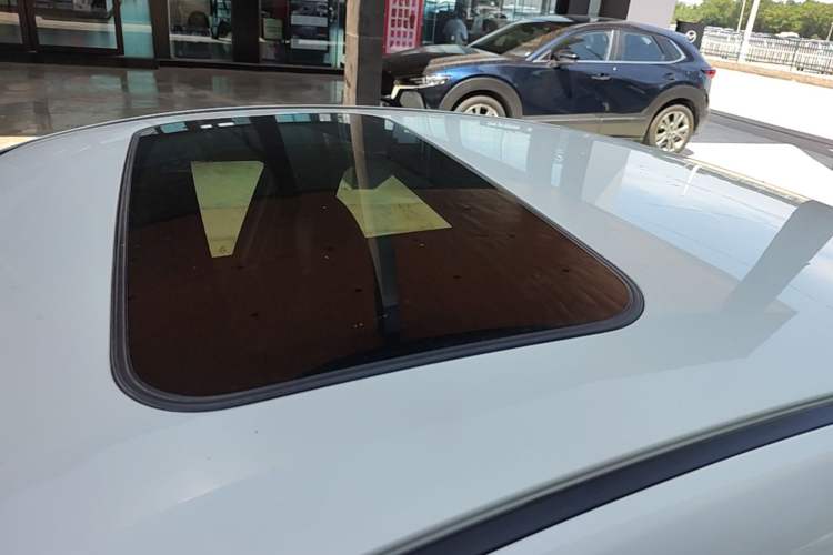 Used Mazda 3 Axela 2017 Sedan 1.5L Automatic Prestige Model China V Standard Roof