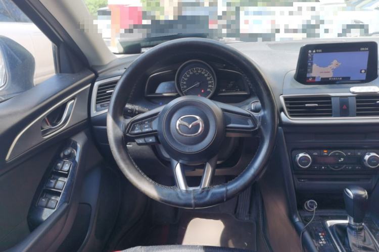 Used Mazda 3 Axela 2017 Sedan 1.5L Automatic Luxury Model Emission Standard China V Steering Wheel