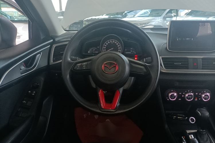 Used Mazda 3 Axela 2017 Sedan 1.5L Automatic Comfort Model Emission Standard China V Steering Wheel