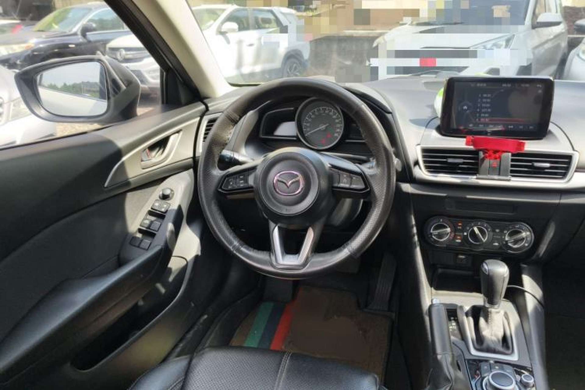Used Mazda 3 Axela 2017 Sedan 1.5L Automatic Comfort Model China VI Standard Steering Wheel