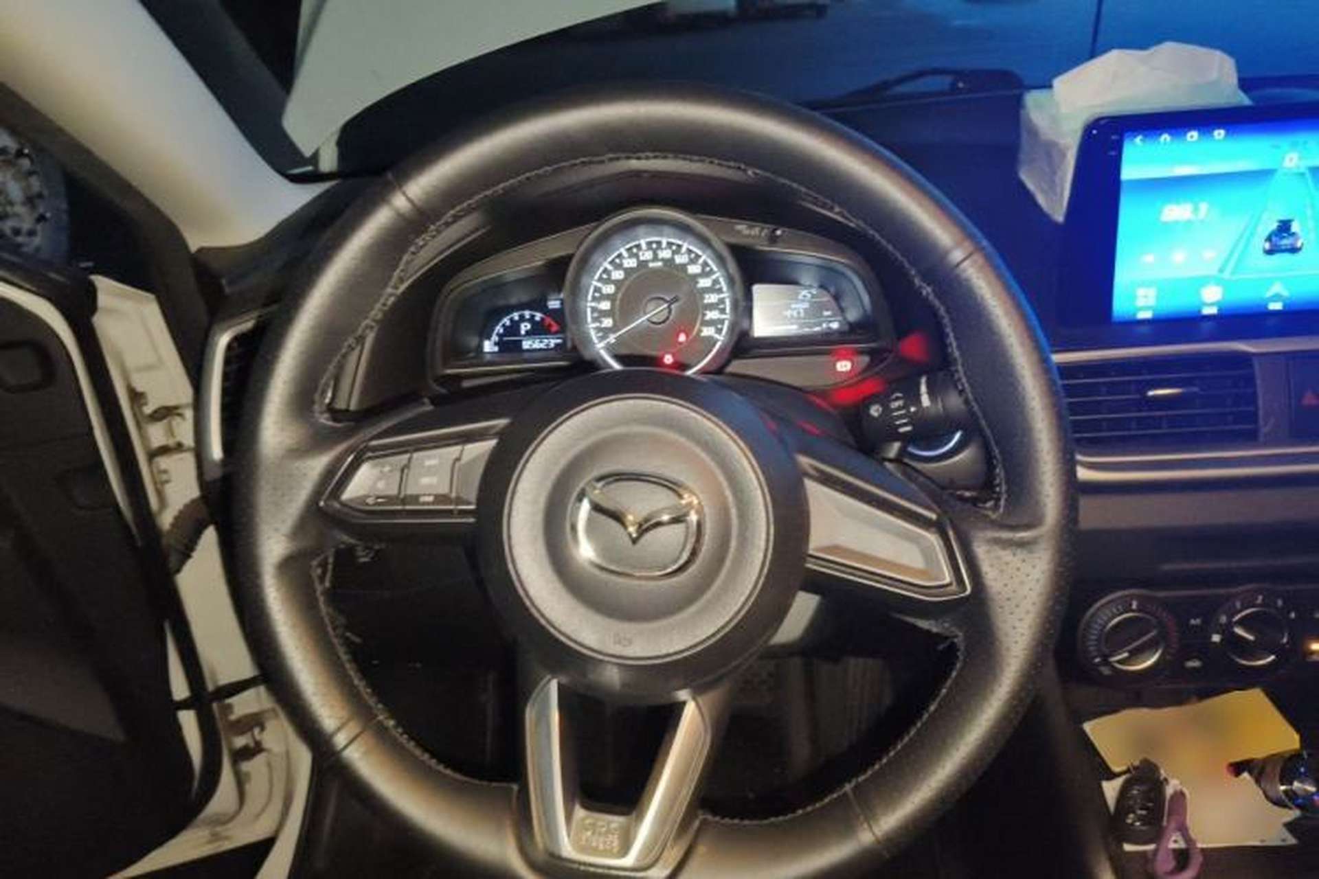 Used Mazda 3 Axela 2017 Sedan 1.5L Automatic Comfort Model Emission Standard China V Steering Wheel