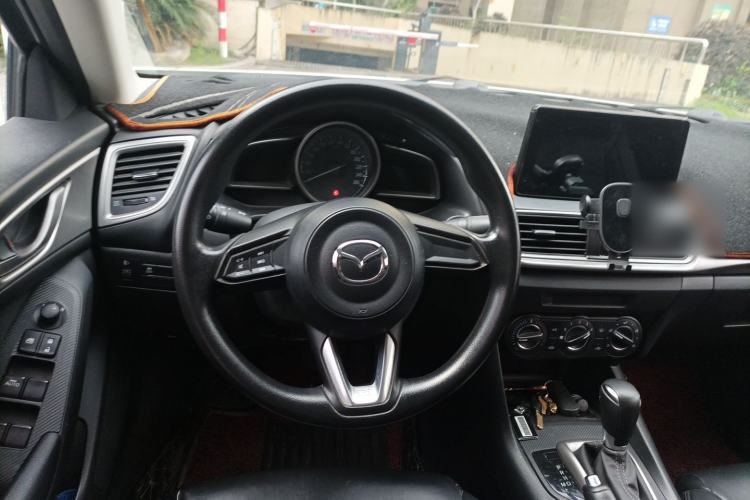 Used Mazda 3 Axela 2017 Sedan 1.5L Automatic Comfort Model China VI Standard Steering Wheel