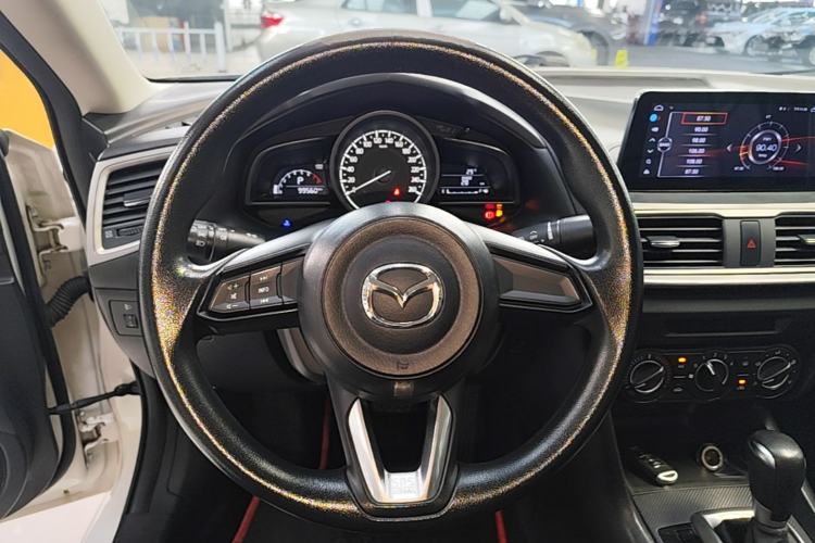 Used Mazda 3 Axela 2017 Sedan 1.5L Automatic Comfort Model Emission Standard China V Steering Wheel