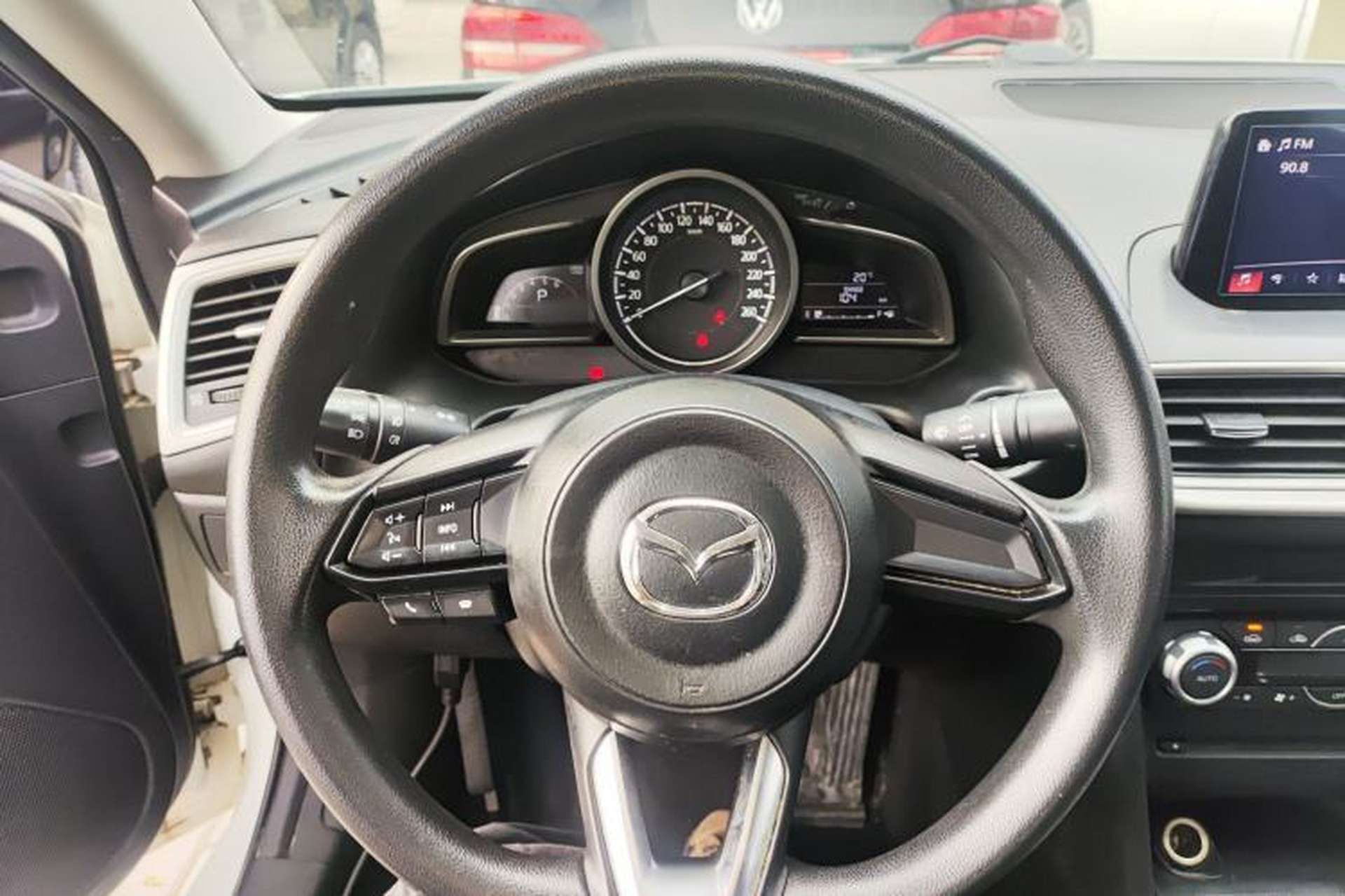 Used Mazda 3 Axela 2017 Sedan 1.5L Automatic Luxury Model Emission Standard China V Steering Wheel