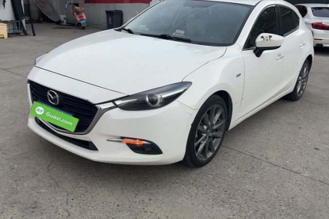 Used Mazda 3 Axela 2017 Hatchback 2.0L Automatic Sport Model China VI Standard
