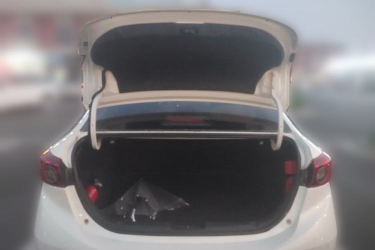 Used Mazda 3 Axela 2017 Sedan 1.5L Automatic Comfort Model Emission Standard China V Trunk