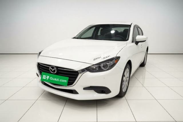 Używany Mazda 3 Axela 2017 Sedan 1.5L Automatic Comfort Model Emission Standard China V