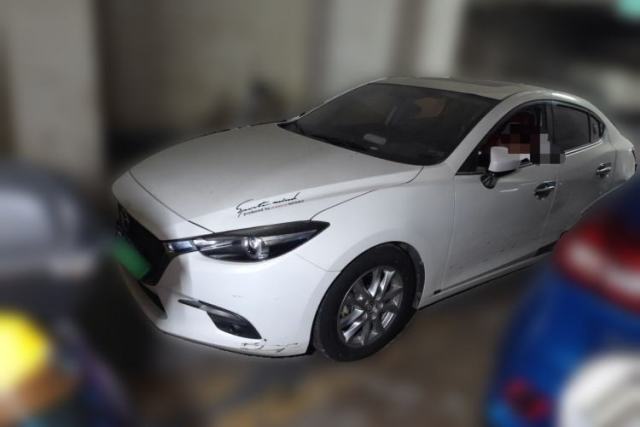 Used Mazda 3 Axela 2017 Sedan 1.5L Manual Luxury Model China VI Standard