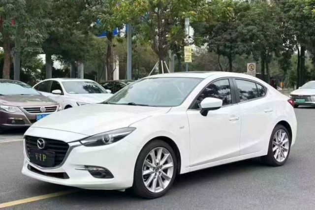 Used Mazda 3 Axela 2017 Sedan 2.0L Automatic Prestige Model China V Standard