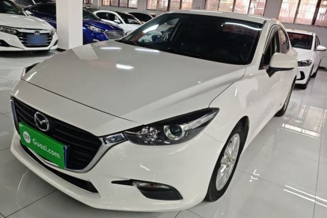 Używany Mazda 3 Axela 2017 Sedan 1.5L Automatic Comfort Model Emission Standard China V