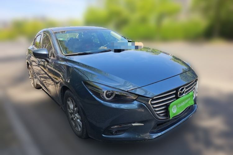 Used Mazda 3 Axela 2019 Cloud-Controlled Sedan 1.5L Automatic Luxury Model China VI Standard Front Right 45 Deg