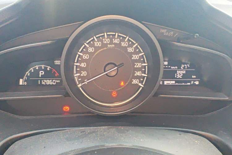 Used Mazda 3 Axela 2019 Cloud-Controlled Version Sedan 2.0L Automatic Luxury Trim China VI Standard Instrument Cluster
