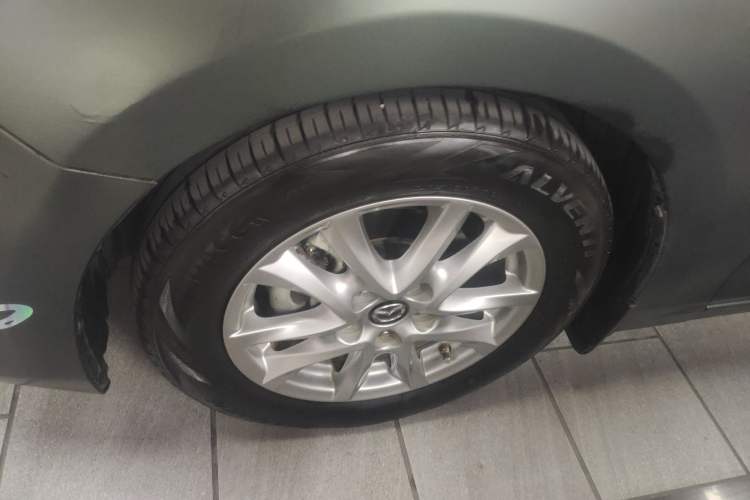 Used Mazda 3 Axela 2019 Cloud-Control Edition Hatchback 1.5L Automatic Comfort Model China VI Standard Left Front Wheel Hub