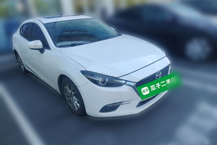 Used Mazda 3 Axela 2019 Cloud-Controlled Sedan 1.5L Automatic Luxury Model China VI Standard Front Right 45 Deg