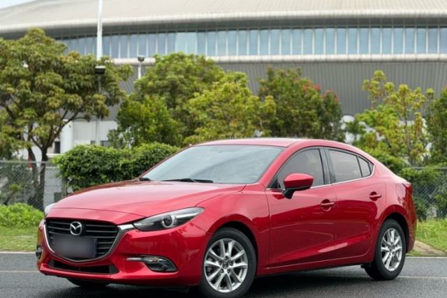 Used Mazda 3 Axela 2019 Cloud-Controlled Sedan 1.5L Automatic Luxury Model China VI Standard