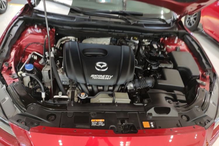 Used Mazda 3 Axela 2019 Cloud-Control Edition Hatchback 1.5L Automatic Comfort Model China VI Standard Engine Bay