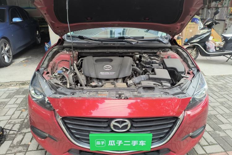 Used Mazda 3 Axela 2019 Cloud-Control Edition Hatchback 1.5L Automatic Comfort Model China VI Standard Engine Bay