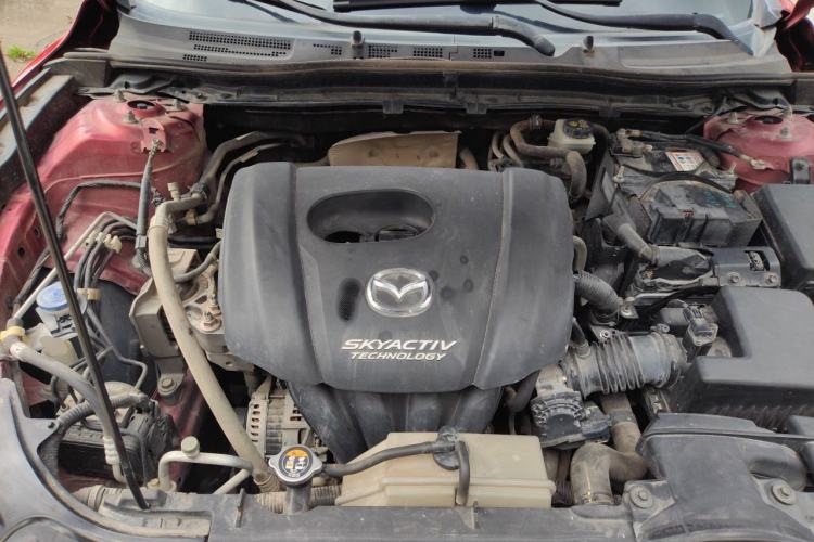 Used Mazda 3 Axela 2019 Cloud-Controlled Version Sedan 1.5L Automatic Comfort Trim China V Standard Engine Bay