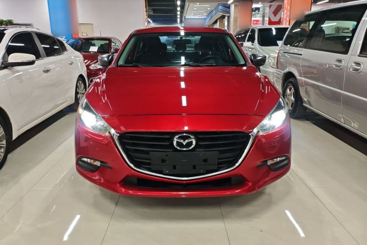 Used Mazda 3 Axela 2019 Cloud-Controlled Version Sedan 1.5L Automatic Comfort Trim China VI Standard Exterior 1