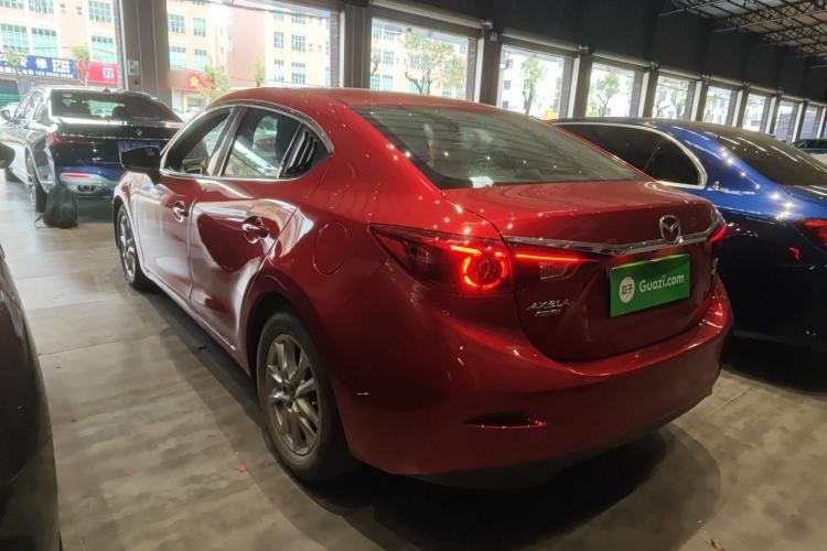 Used Mazda 3 Axela 2019 Cloud-Controlled Sedan 1.5L Automatic Luxury Model China VI Standard Exterior 2