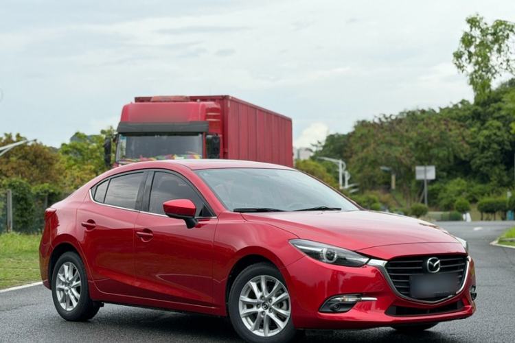 Used Mazda 3 Axela 2019 Cloud-Controlled Sedan 1.5L Automatic Luxury Model China VI Standard Exterior 2