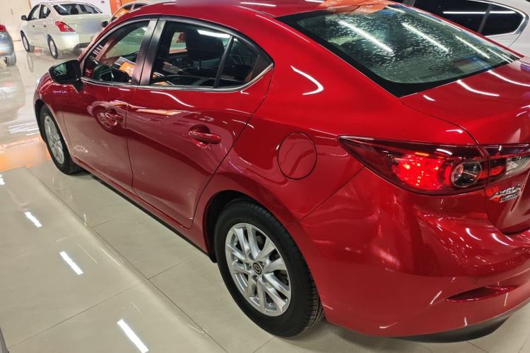 Used Mazda 3 Axela 2019 Cloud-Controlled Version Sedan 1.5L Automatic Comfort Trim China VI Standard Exterior 3