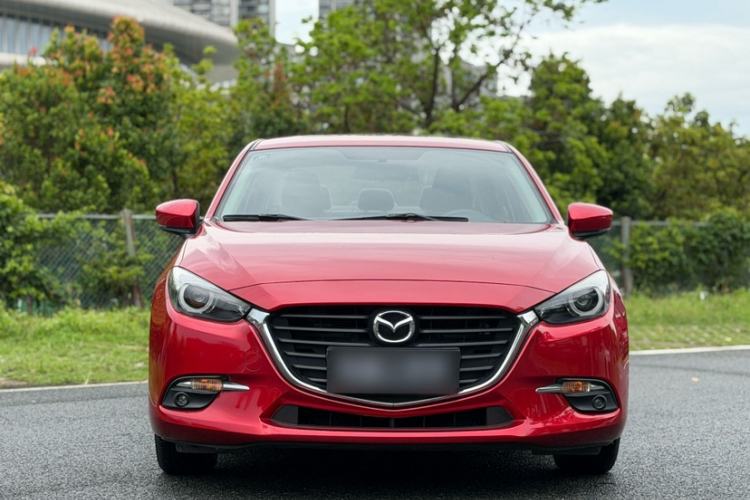 Used Mazda 3 Axela 2019 Cloud-Controlled Sedan 1.5L Automatic Luxury Model China VI Standard Exterior 3