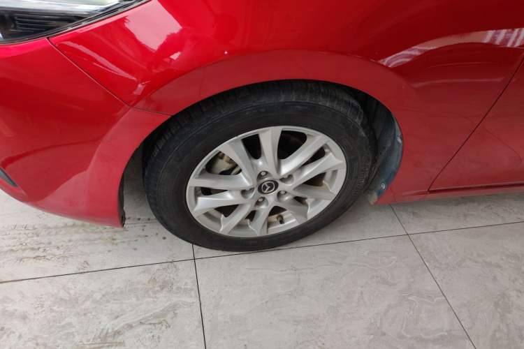 Used Mazda 3 Axela 2019 Cloud-Controlled Sedan 1.5L Automatic Luxury Model China VI Standard Exterior 4