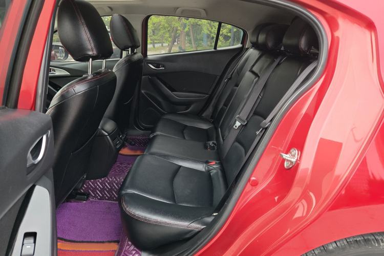 Used Mazda 3 Axela 2019 Cloud-Controlled Edition Hatchback 1.5L Automatic Luxury Model China VI Standard Exterior 7