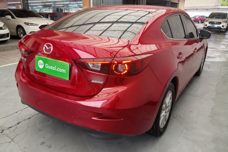 Used Mazda 3 Axela 2019 Cloud-Controlled Sedan 1.5L Automatic Luxury Model China VI Standard Exterior 9