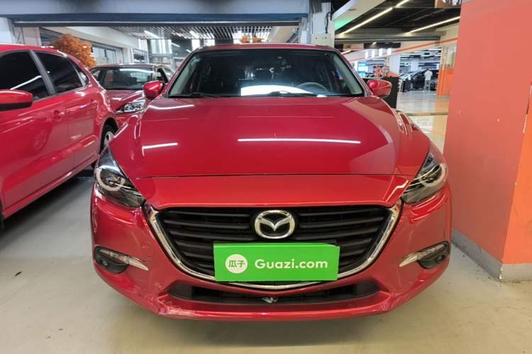 Used Mazda 3 Axela 2019 Cloud-Controlled Edition Hatchback 1.5L Automatic Luxury Model China VI Standard Front