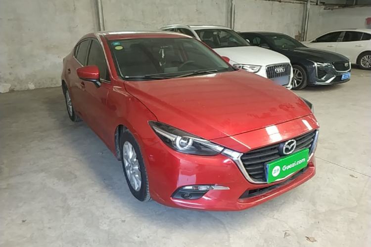 Used Mazda 3 Axela 2019 Cloud-Controlled Sedan 1.5L Automatic Luxury Model China VI Standard Front Right 45 Deg