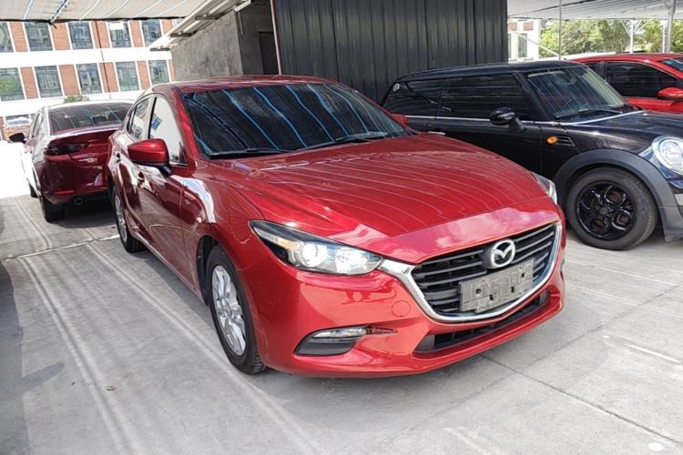 Used Mazda 3 Axela 2019 Cloud-Controlled Version Sedan 1.5L Automatic Comfort Trim China VI Standard Front Right 45 Deg